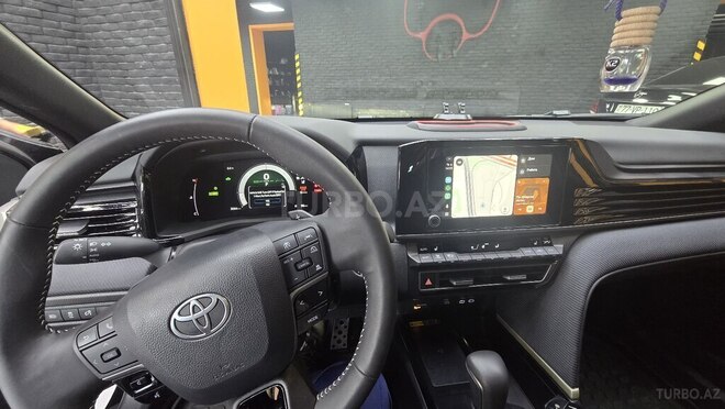 Toyota Camry-6