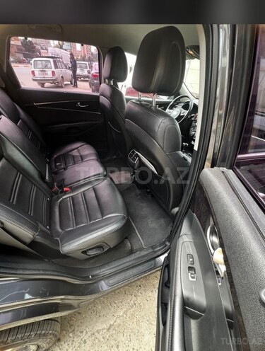 Kia Sorento-6