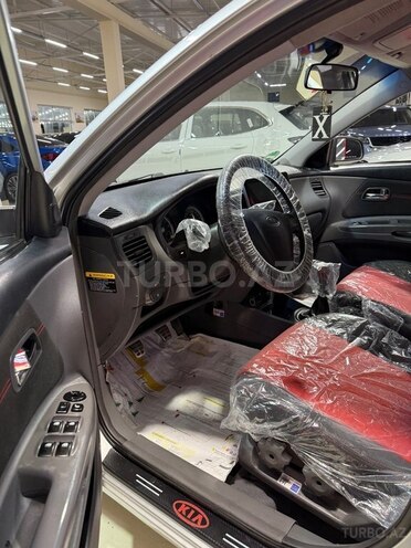 Kia Rio-9