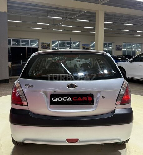 Kia Rio-8