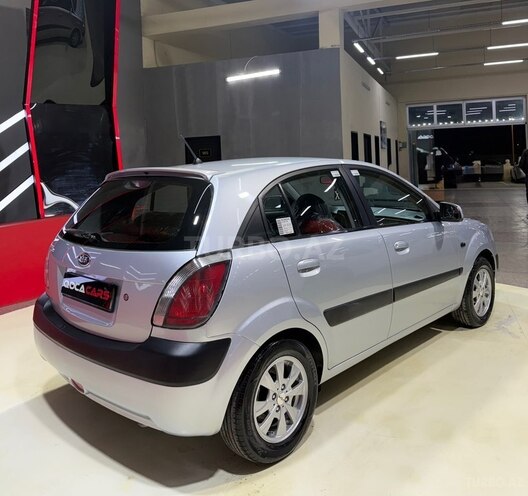 Kia Rio-6