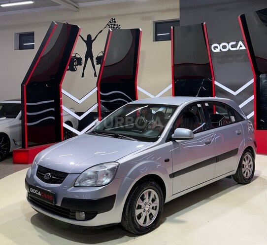 Kia Rio-1