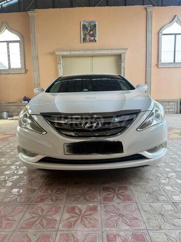 Hyundai Sonata-9
