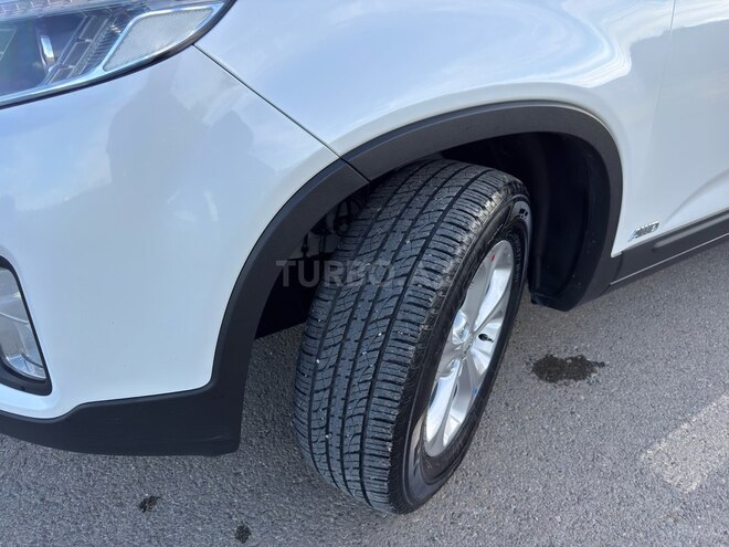 Kia Sorento-19