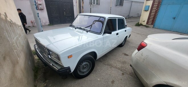 LADA (VAZ) 2107-8