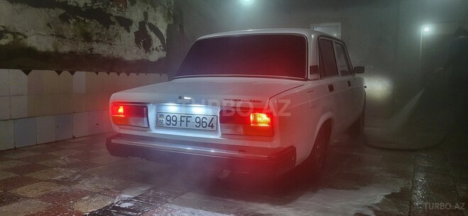 LADA (VAZ) 2107-11