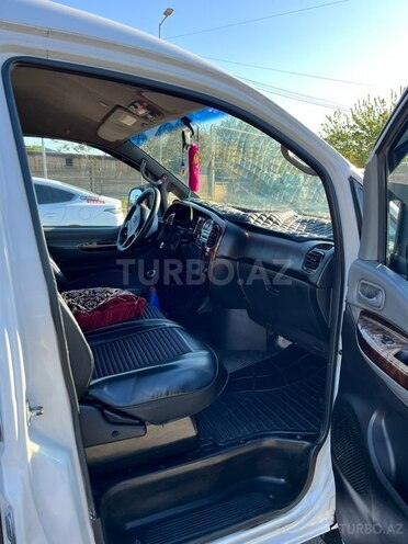Hyundai H-1-10