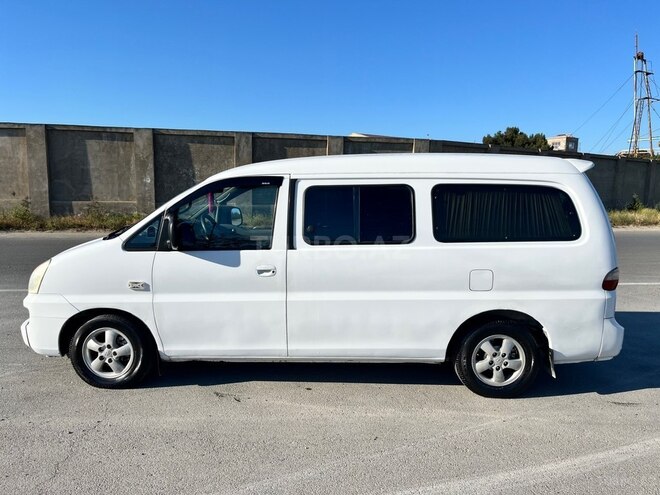 Hyundai H-1-4