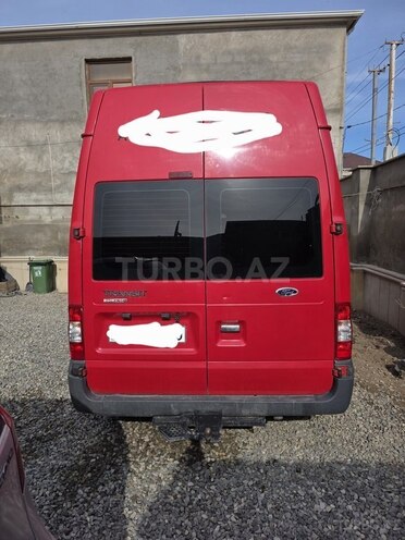 Ford Transit-7