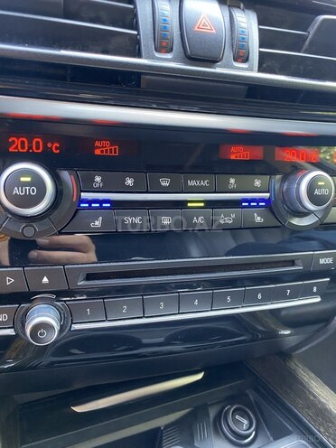 BMW X5-12