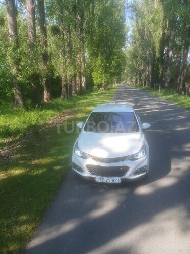 Chevrolet Cruze-1