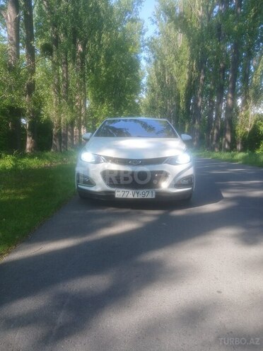 Chevrolet Cruze-4