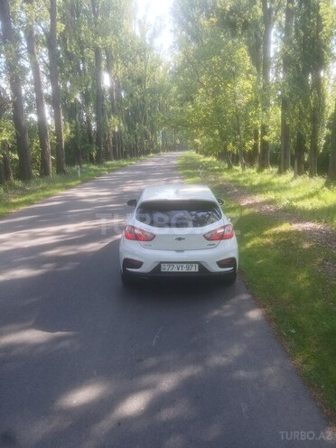Chevrolet Cruze-6
