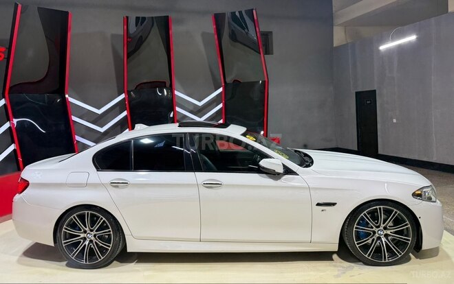 BMW 525-7