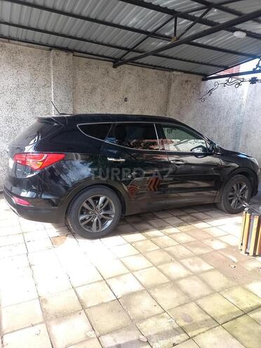 Hyundai Santa Fe-11