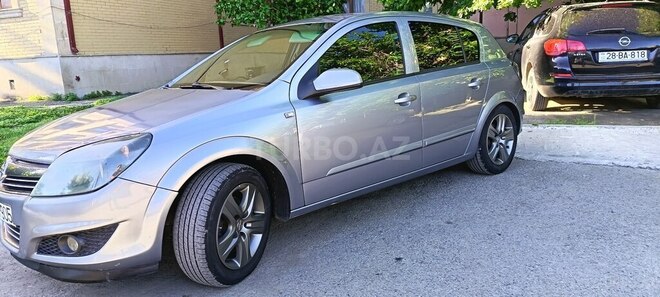 Opel Astra-8