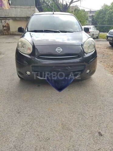 Nissan March-1