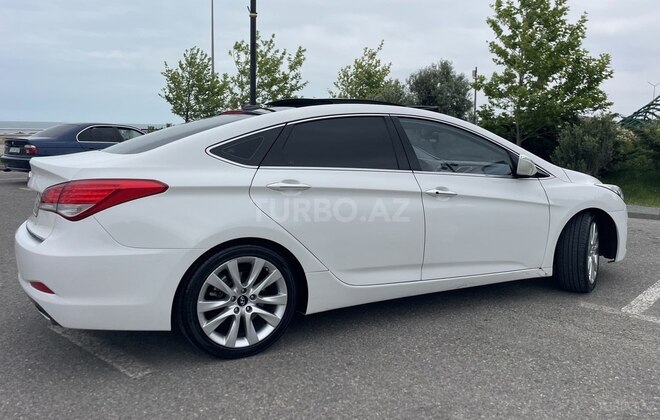 Hyundai i40-5