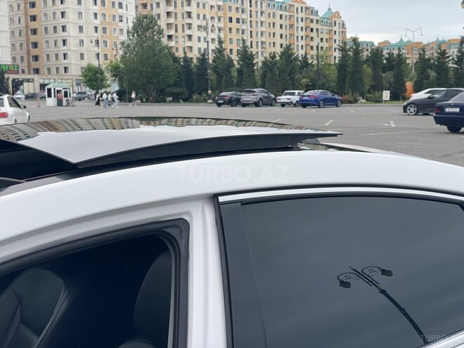 Hyundai i40-9