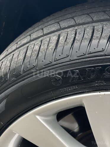 Hyundai i40-13