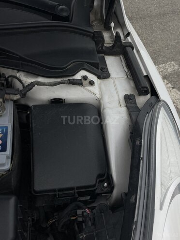 Hyundai i40-12