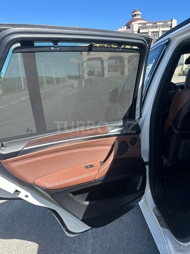 BMW X5-8
