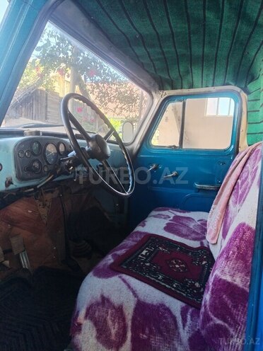 GAZ 53-3