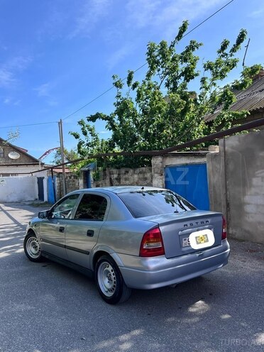 Opel Astra-4