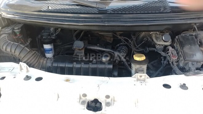 Ford Transit-10