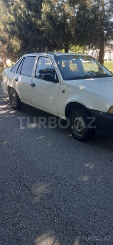 Daewoo Nexia-3