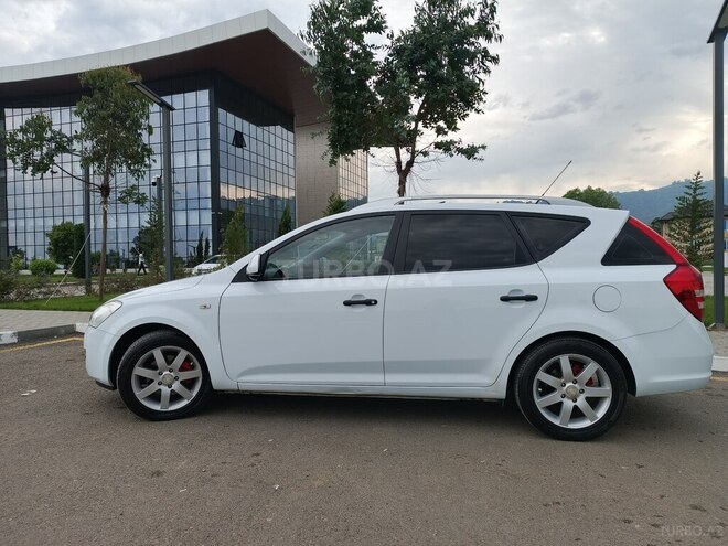 Kia Ceed SW-3
