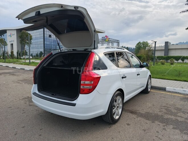 Kia Ceed SW-8