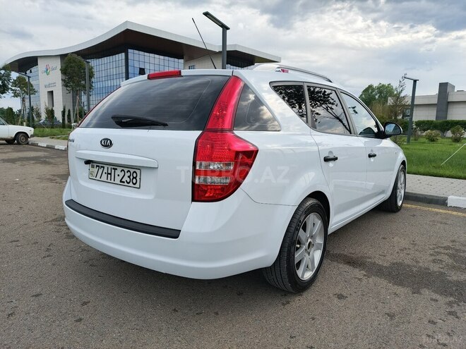 Kia Ceed SW-9