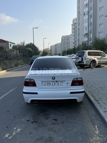 BMW 530-5