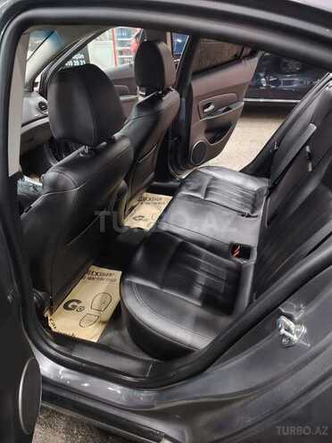 Chevrolet Cruze-7
