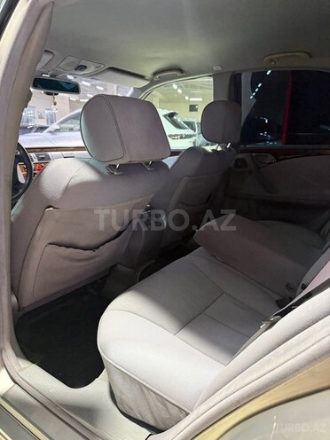 Mercedes E 220-14