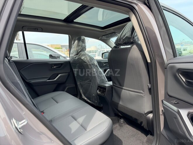Toyota RAV4-7