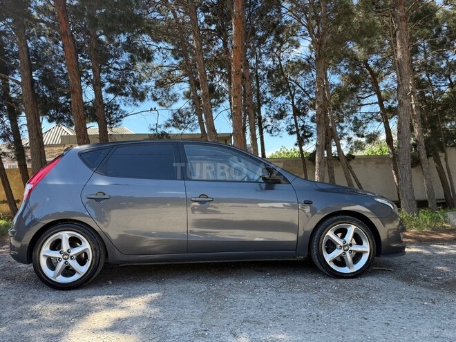 Hyundai i30-6
