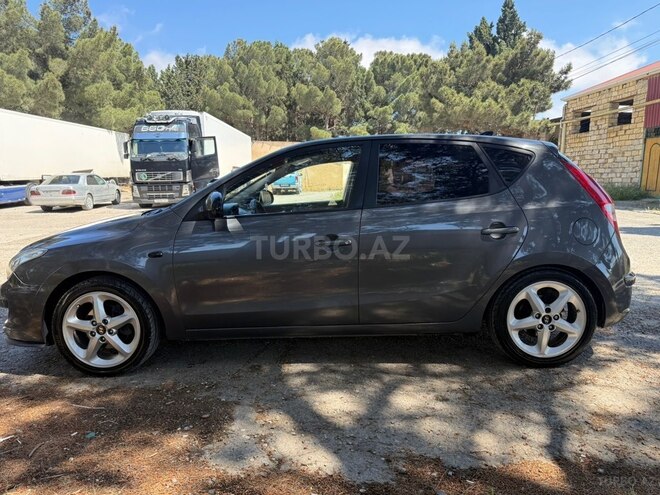 Hyundai i30-8