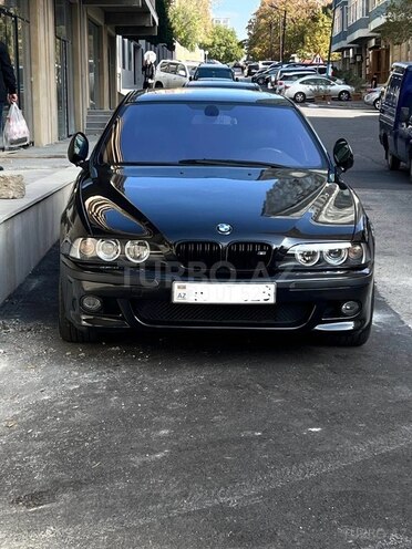 BMW 528-2