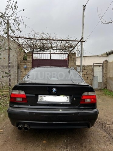 BMW 528-4