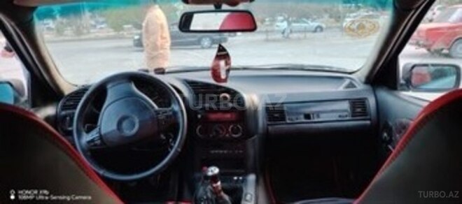 BMW 320-9