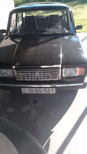 LADA (VAZ) 2107-2