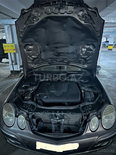 Mercedes E 220-8