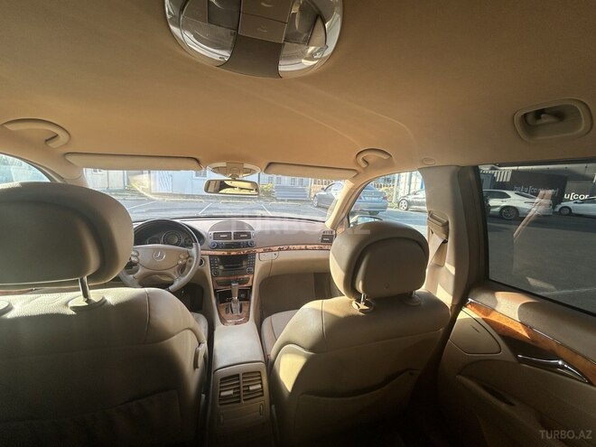 Mercedes E 220-5
