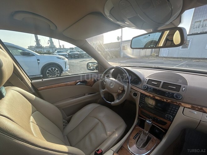 Mercedes E 220-7