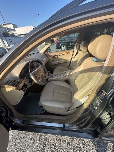 Mercedes E 220-6
