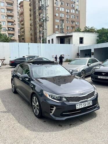 Kia Optima-4