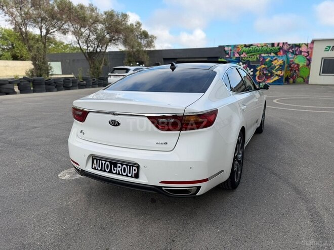 Kia K7-4