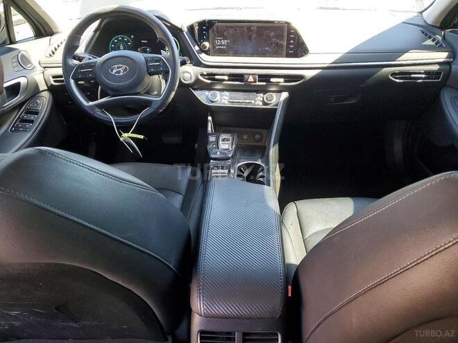 Hyundai Sonata-8